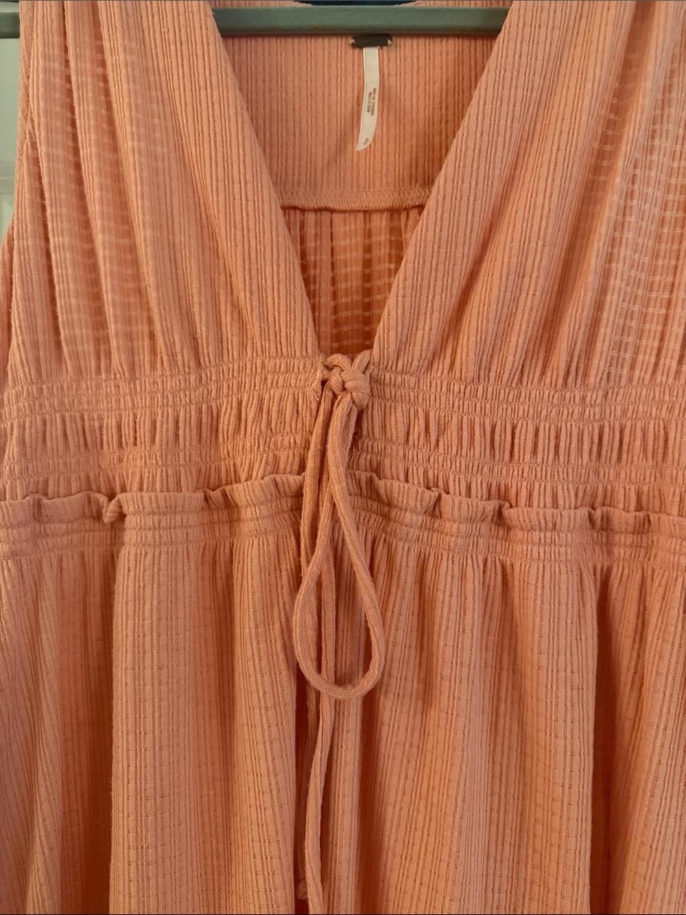 Free People Coral V-Neck Tie-Front Flowy Camisole - Picture 4 of 5